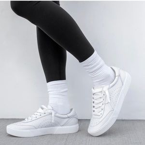 Lay Day Seas Women’s Reef Sneakers